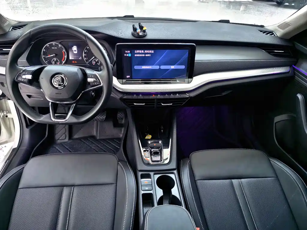 Skoda Octavia 2022 — фото 14