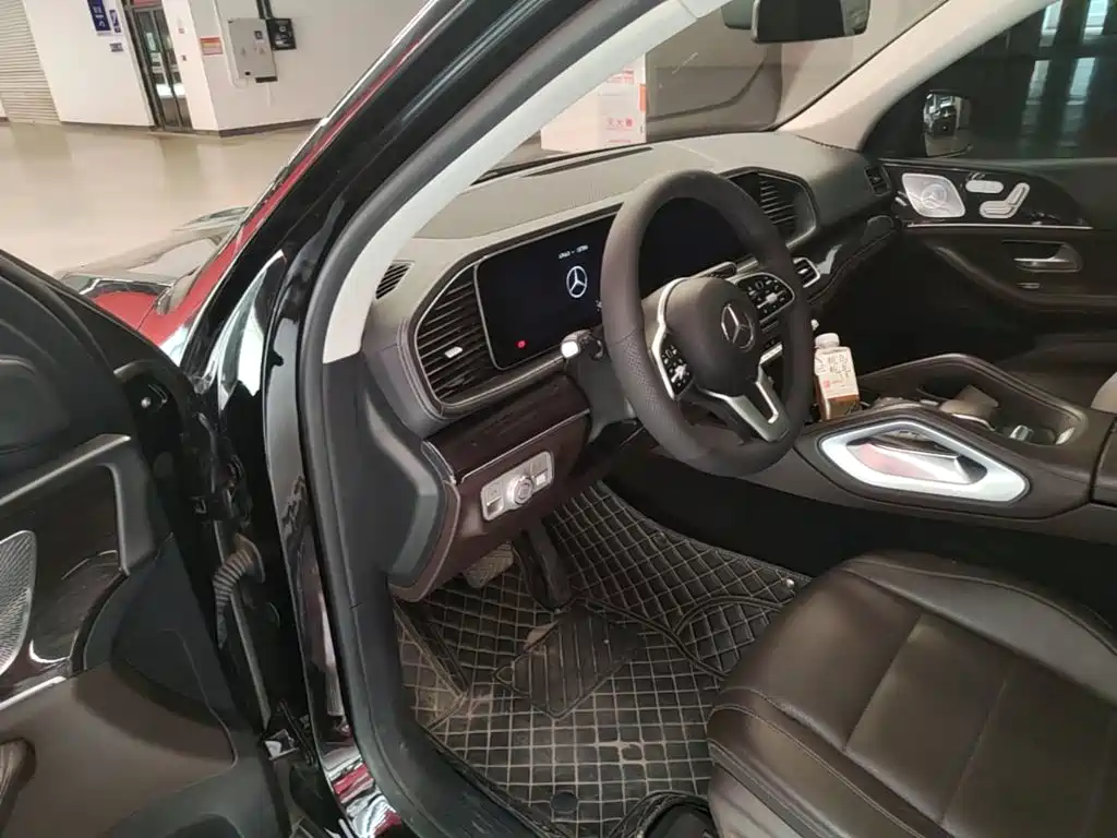 Mercedes-Benz GLE 2021 — фото 16