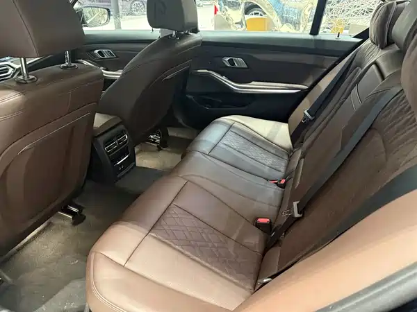 BMW 3 Series 2024