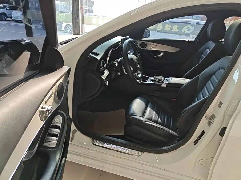 Mercedes-Benz C-Class 2016 — фото 23