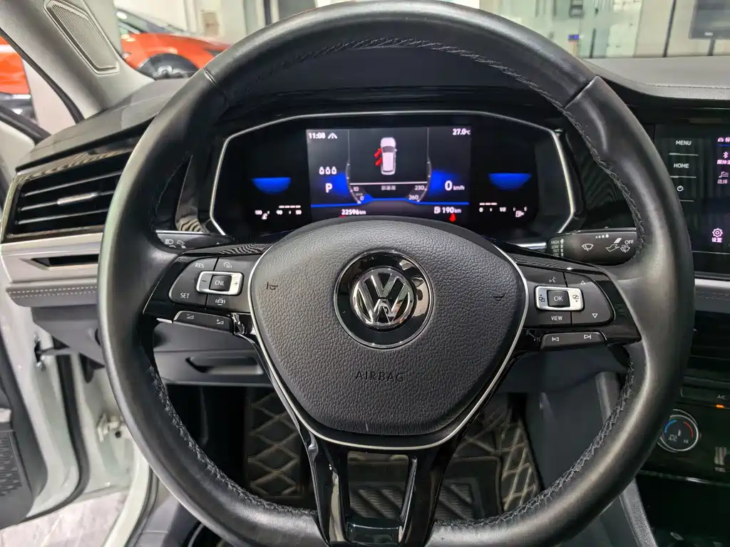 Volkswagen Sagitar 2021