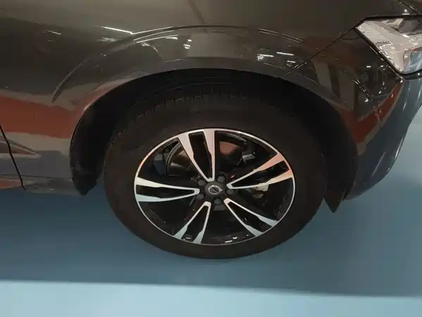 Volvo XC60 2019