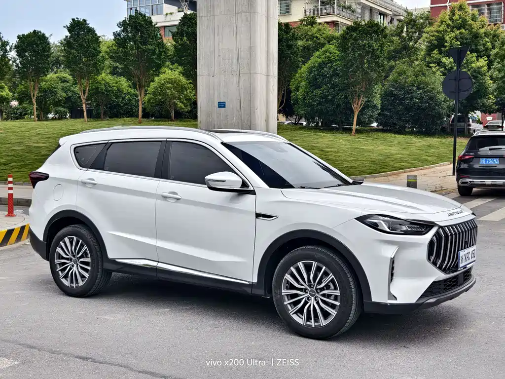 Jetour X70 PLUS 2025