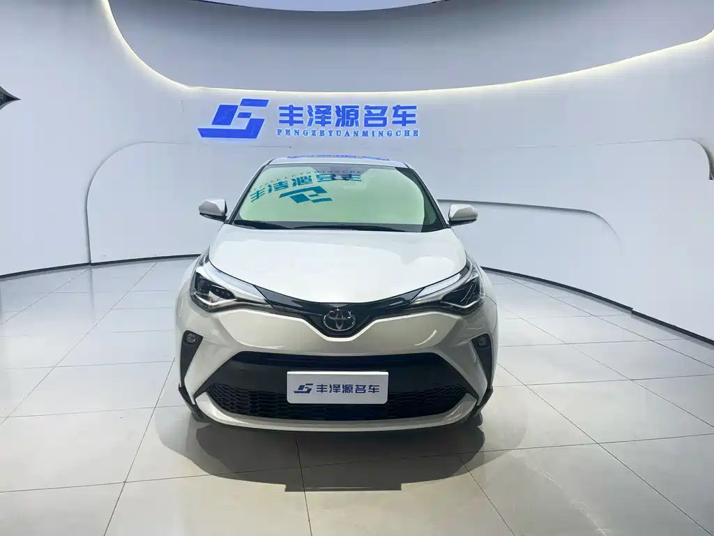 Toyota C-HR 2024 — фото 4