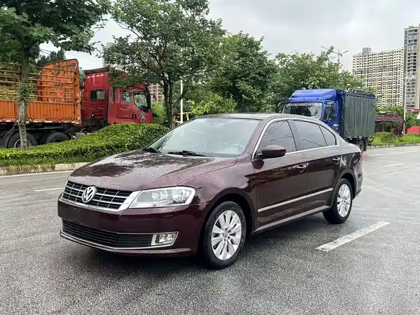 Volkswagen Lavida 2013