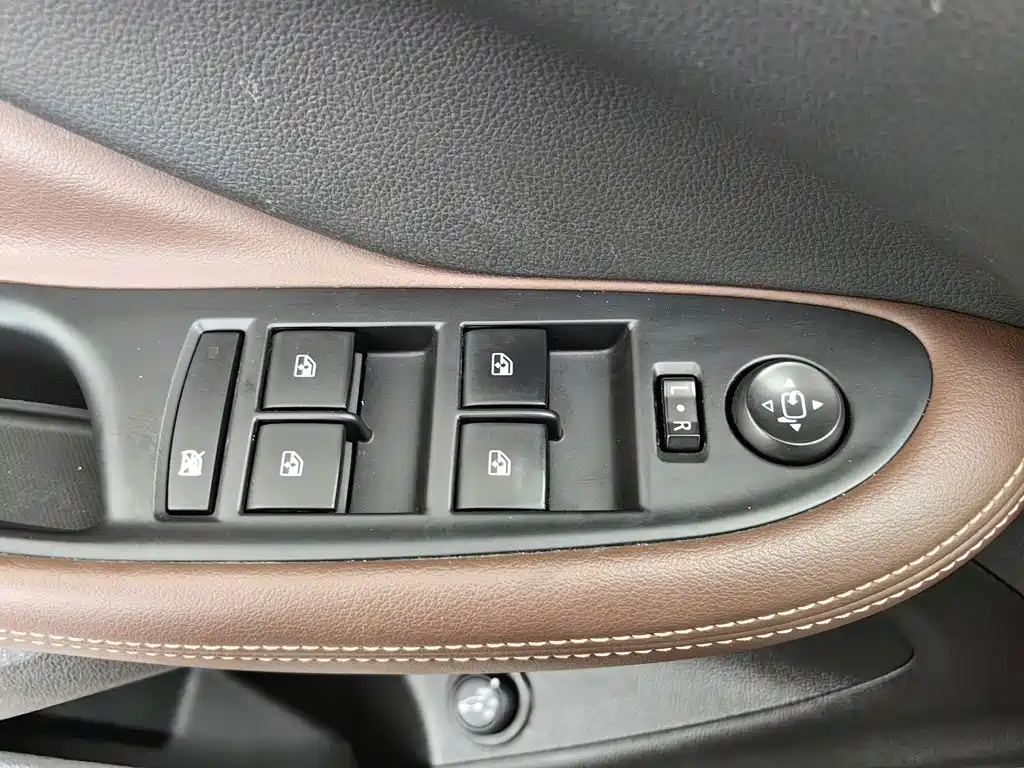 Buick Envision Plus 2021 — фото 9