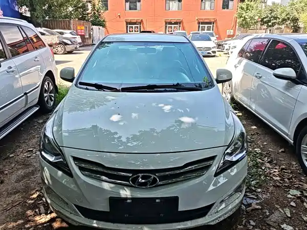 Hyundai Accent 2016