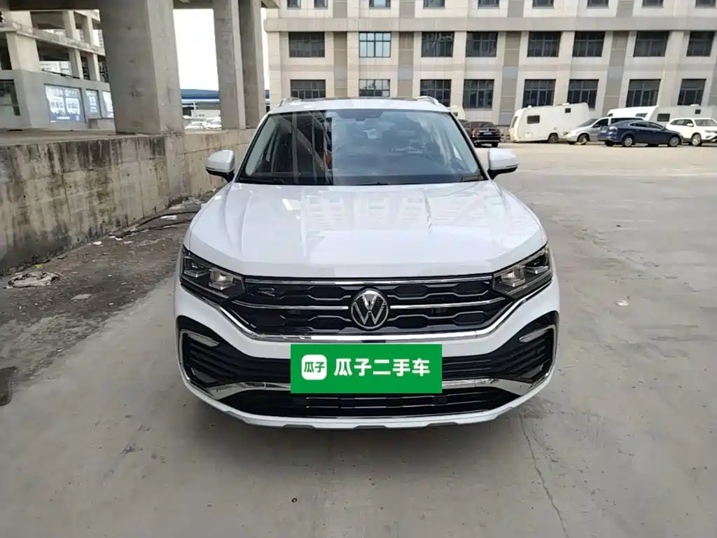 Volkswagen X 2022