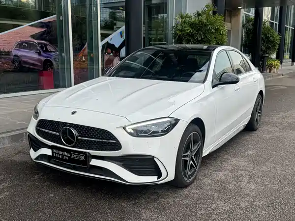 Mercedes-Benz C-Class 2024