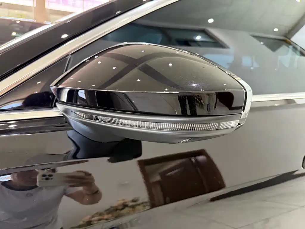 Audi A6L 2024