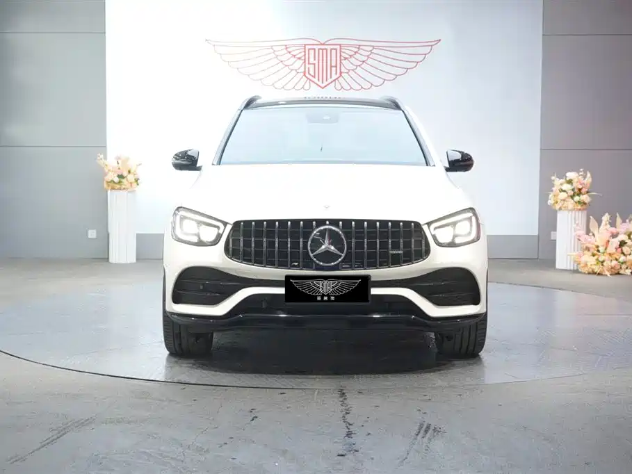 Mercedes-Benz GLC AMG 2022 — фото 2