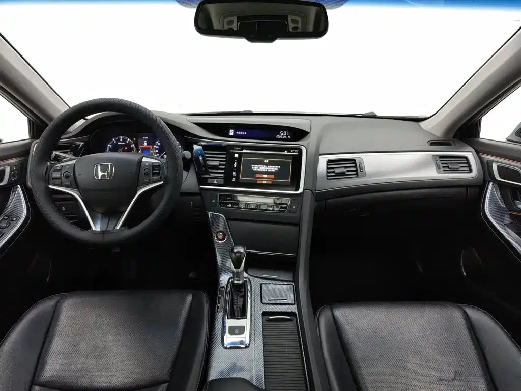 Honda Spirior 2015 — фото 5