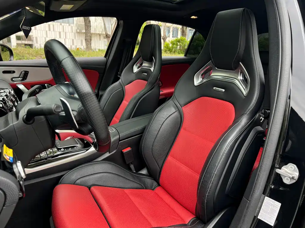 Mercedes-Benz A-Class AMG 2021 — фото 23