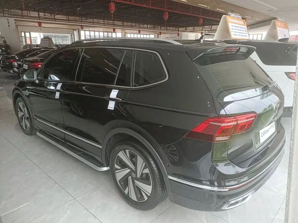 Volkswagen Tiguan L 2023
