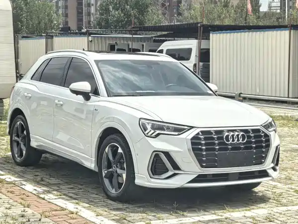 Audi Q3 2023
