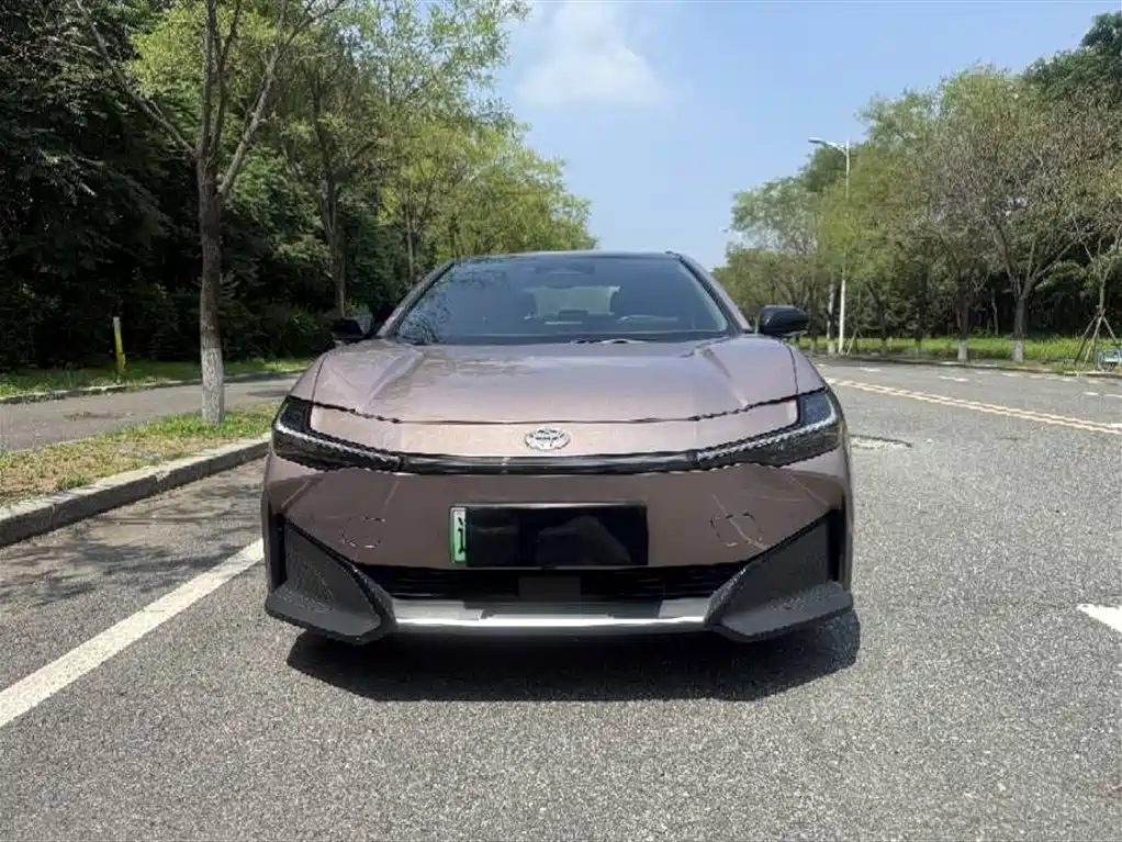 Toyota bZ3 2023