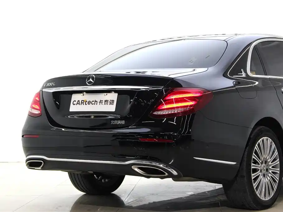Mercedes-Benz E-Class 2020 — фото 9