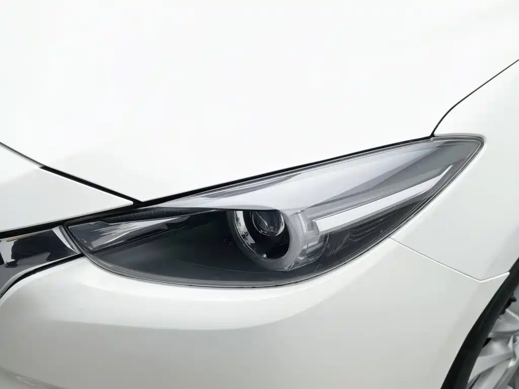Mazda 3 Axela 2017