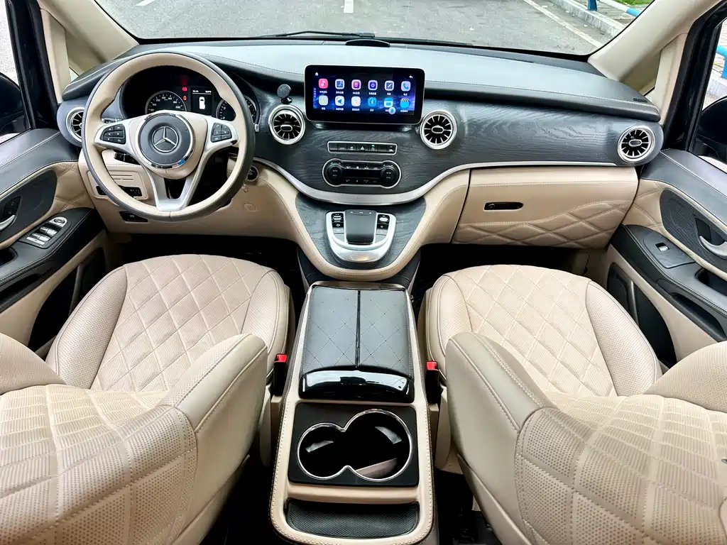 Mercedes-Benz Vito 2022 — фото 49