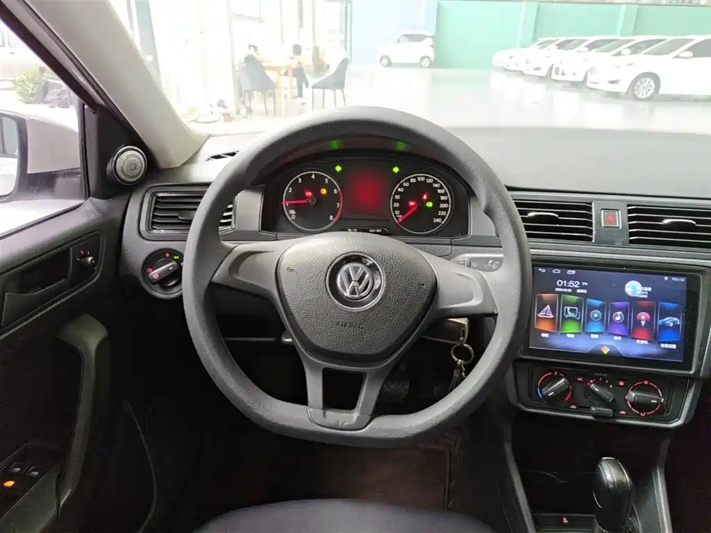 Volkswagen Santana 2019 — фото 11