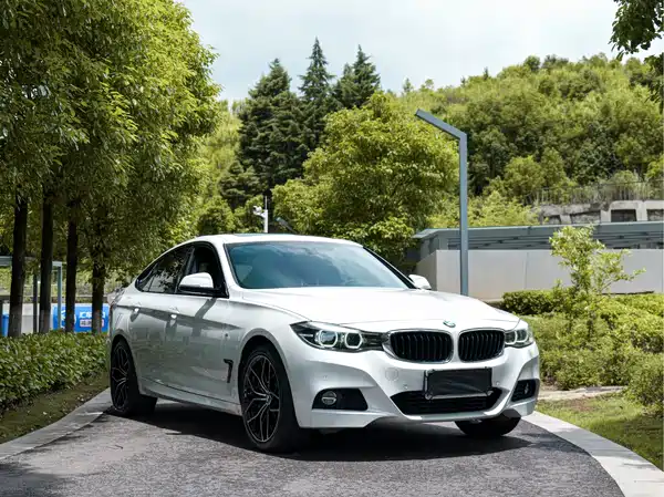 BMW 3 Series GT 2021