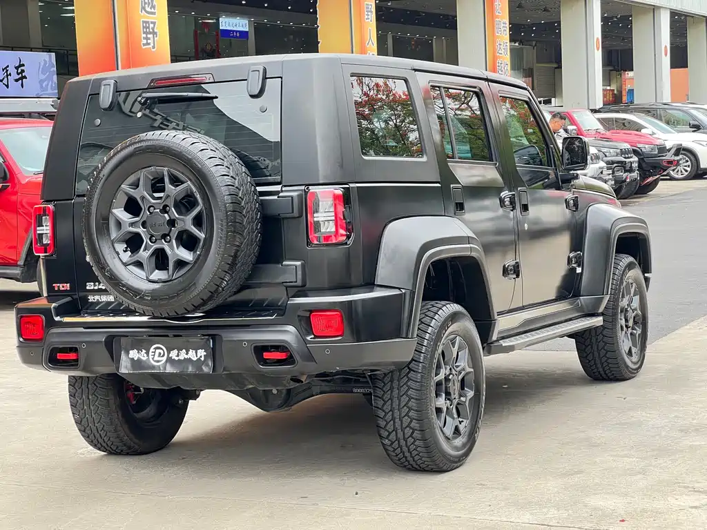 Beijing Off-Road BJ40 2025 — фото 9