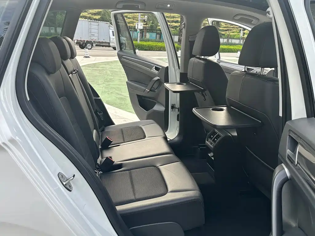 Volkswagen Golf Jialu 2018 — фото 9