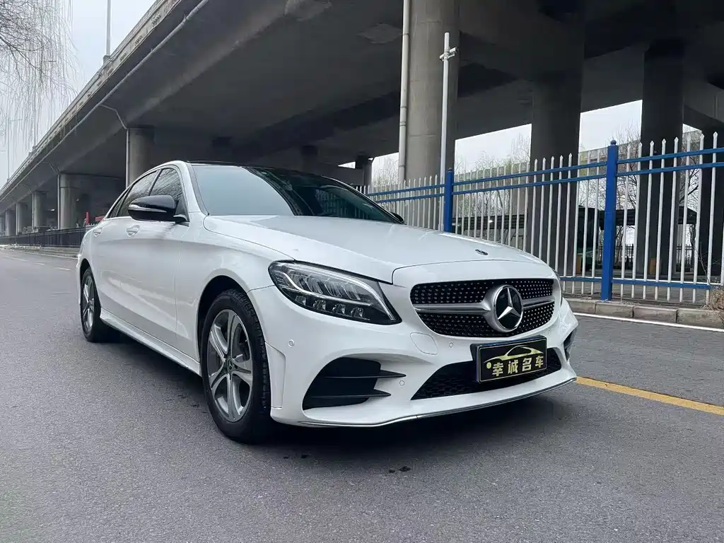Mercedes-Benz C-Class 2020 — фото 3