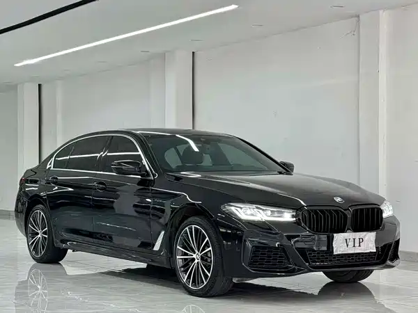 BMW 5 Series 2022