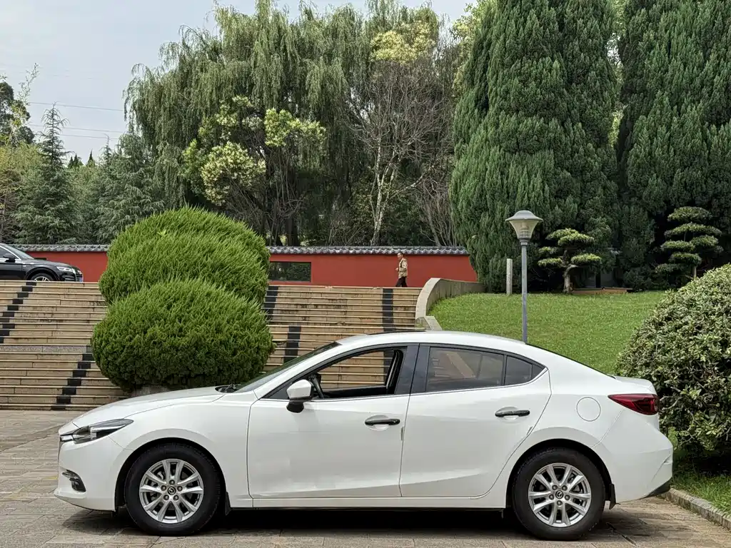 Mazda 3 Angkesela 2018