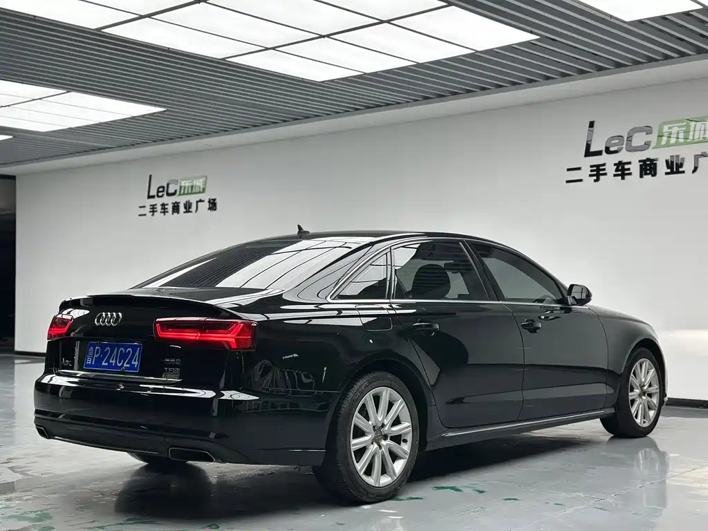 Audi A6L 2018 — фото 15