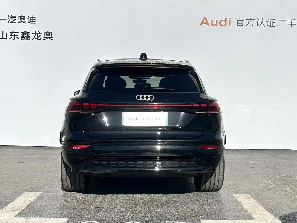 Audi Q6L e-tron 2025 — фото 7