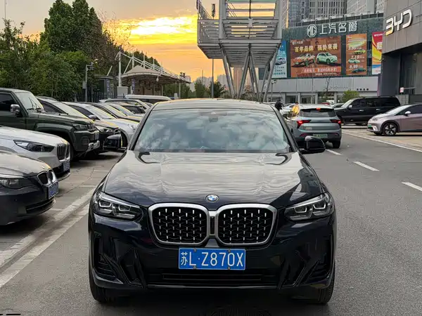 BMW X4 2022