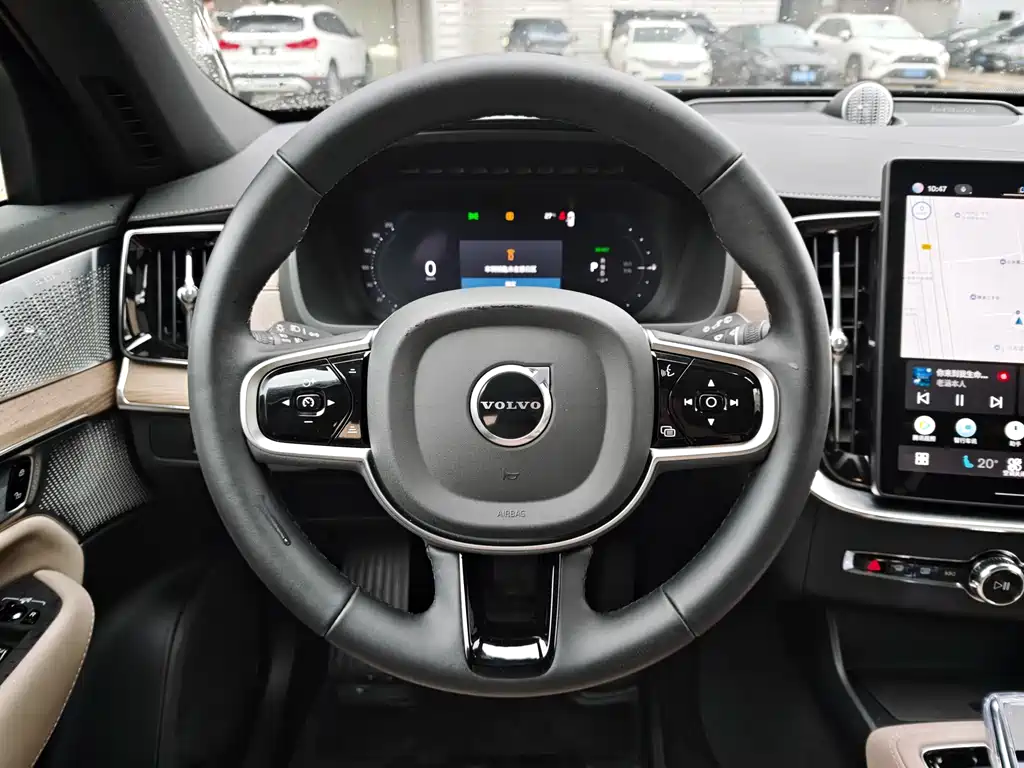 Volvo XC90 PHEV 2025 — фото 11