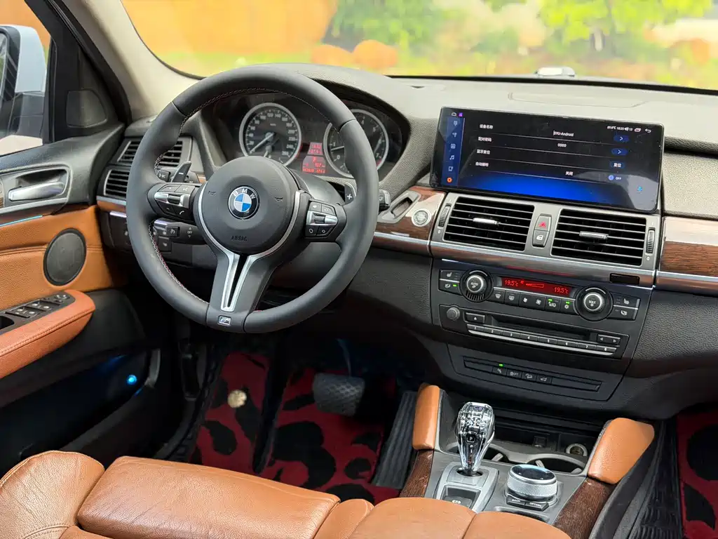 BMW X6 2014 — фото 12