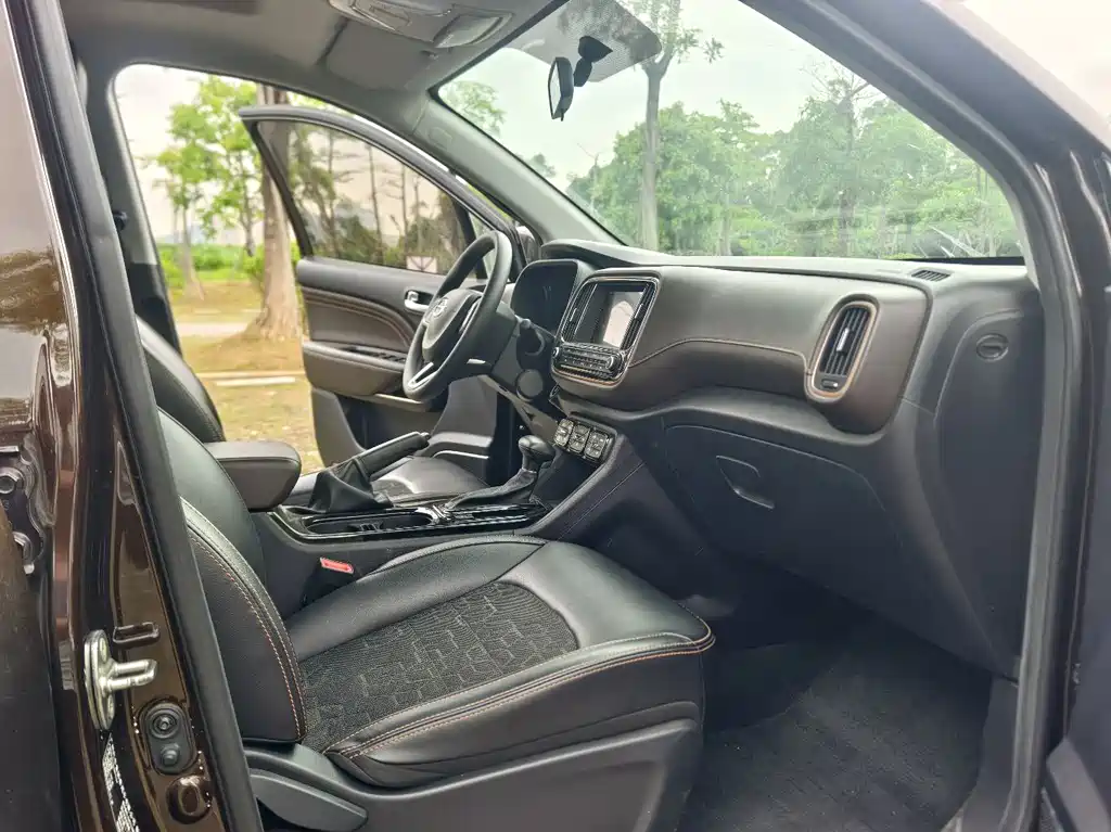 GAC Motor Trumpchi GS3 2018 — фото 12
