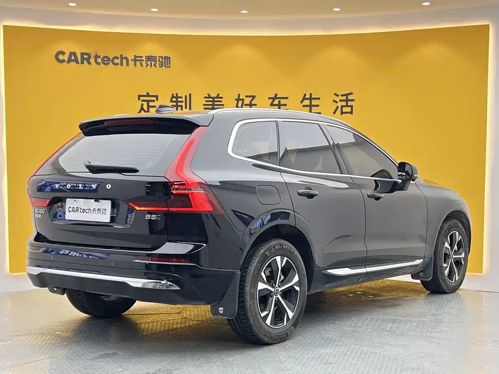 Volvo XC60 2025 — фото 32
