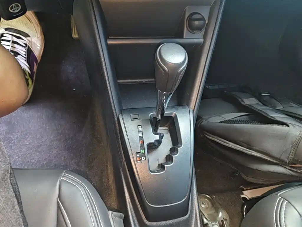 Toyota Yaris L 2022 — фото 14