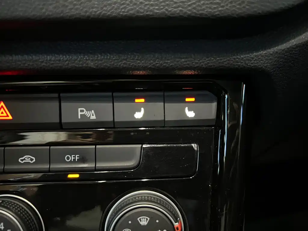 Volkswagen T-Roc 2022 — фото 17