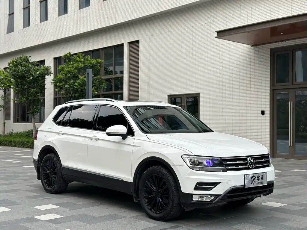 Volkswagen Tiguan L 2021 — фото 3