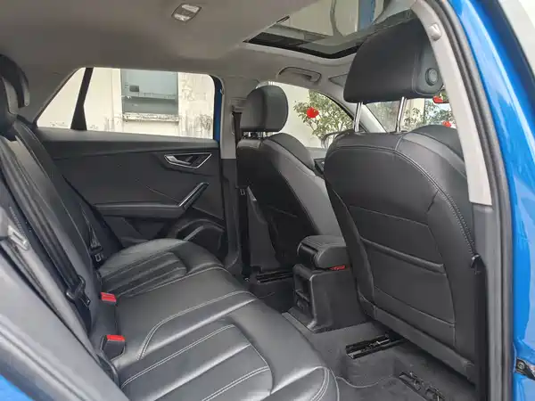 Audi Q2L 2022