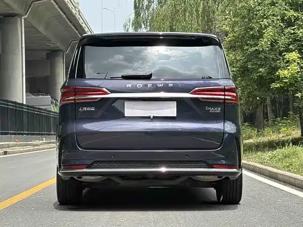Roewe iMAX8 2021