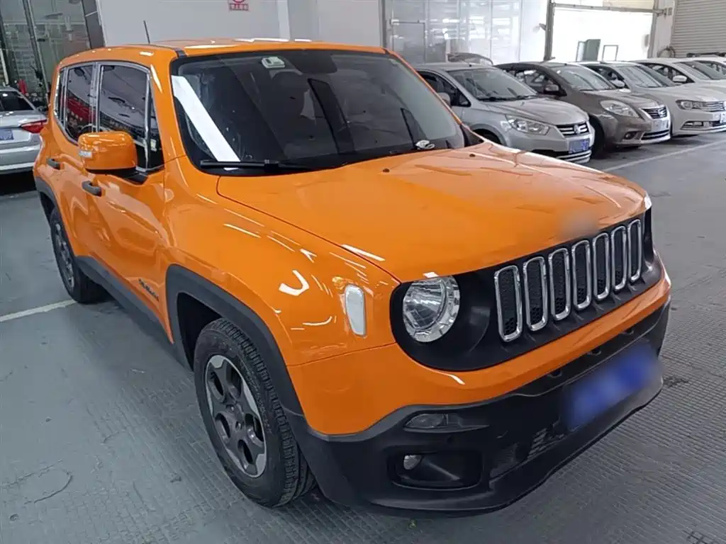 Jeep Renegade 2016 — фото 4