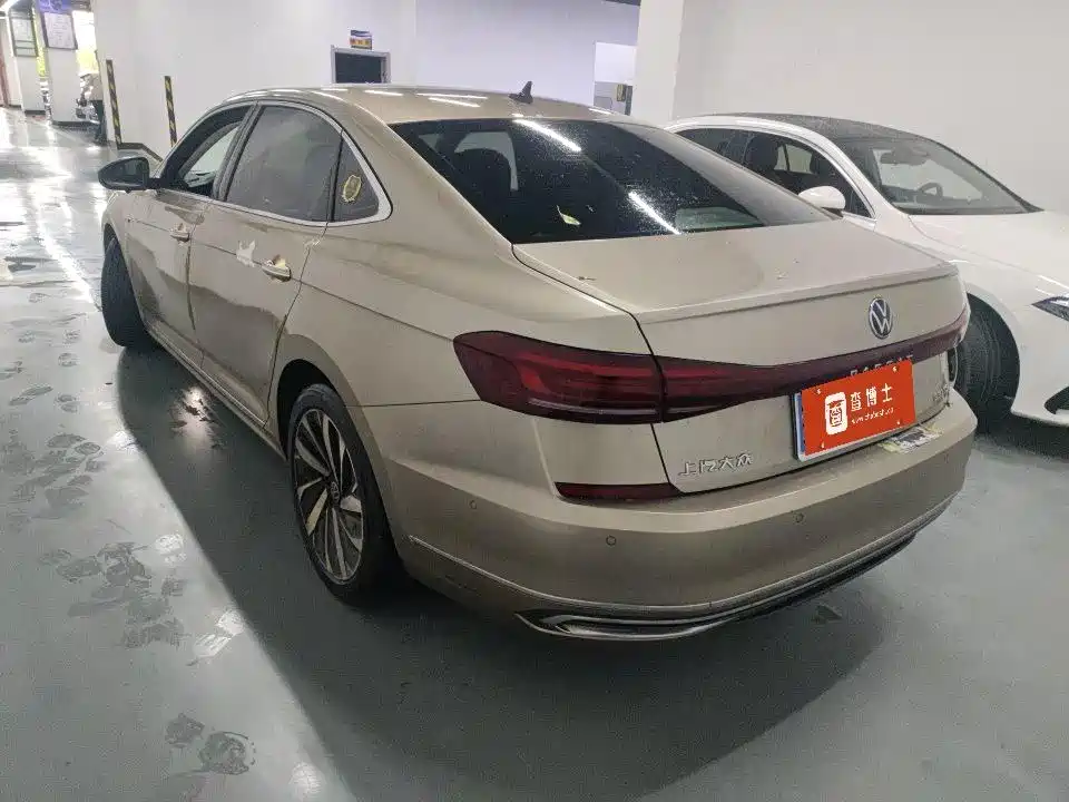Volkswagen Passat 2021