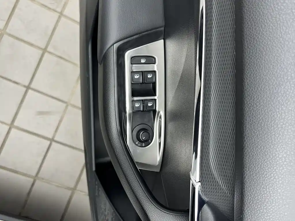 Skoda Kamiq 2022 — фото 16
