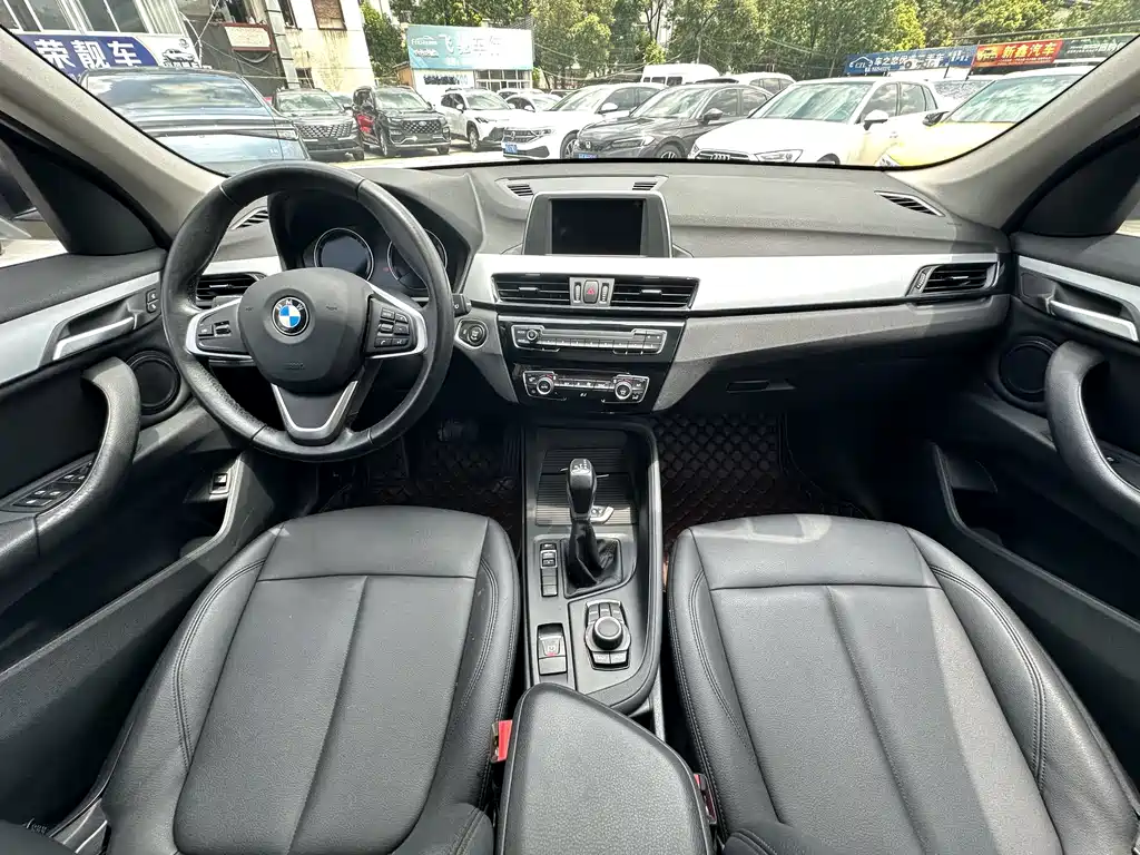BMW X1 2019 — фото 11