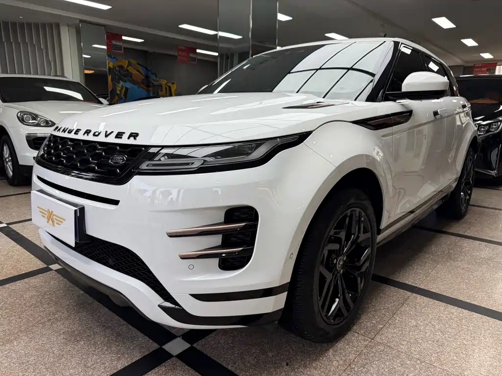 Land Rover Evoque 2021 — фото 1