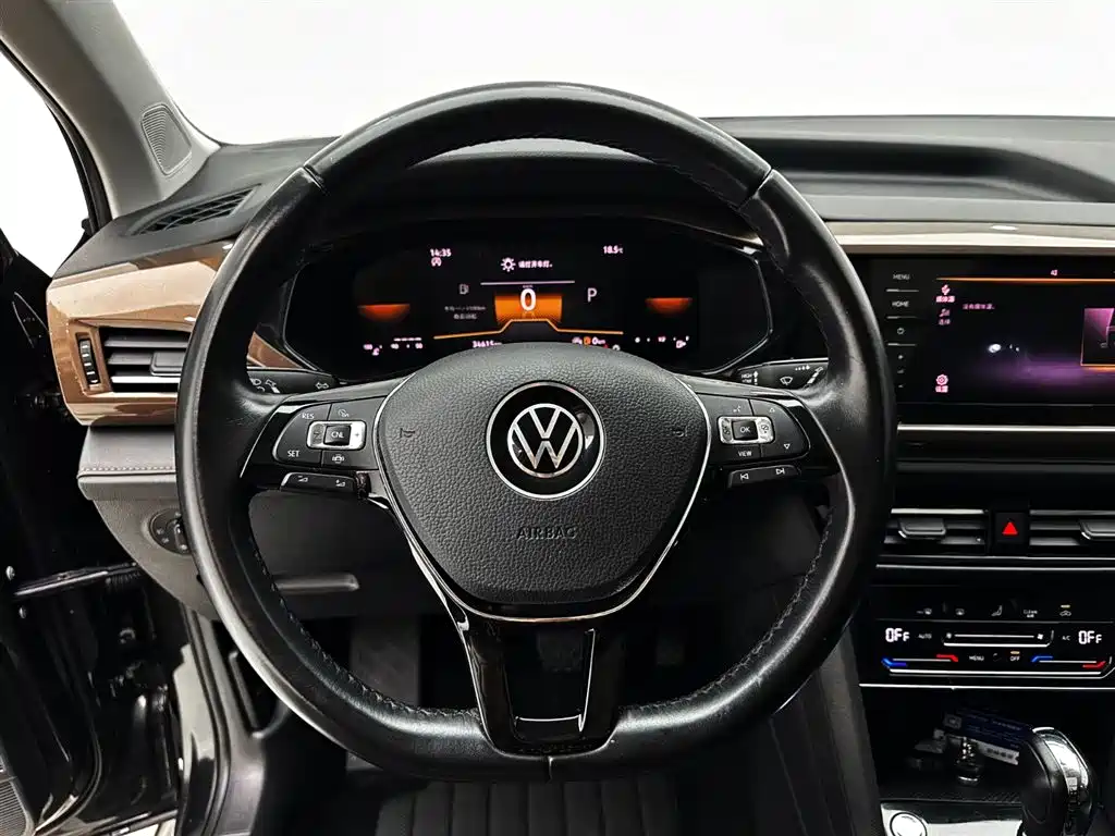 Volkswagen Tharu 2022 — фото 17