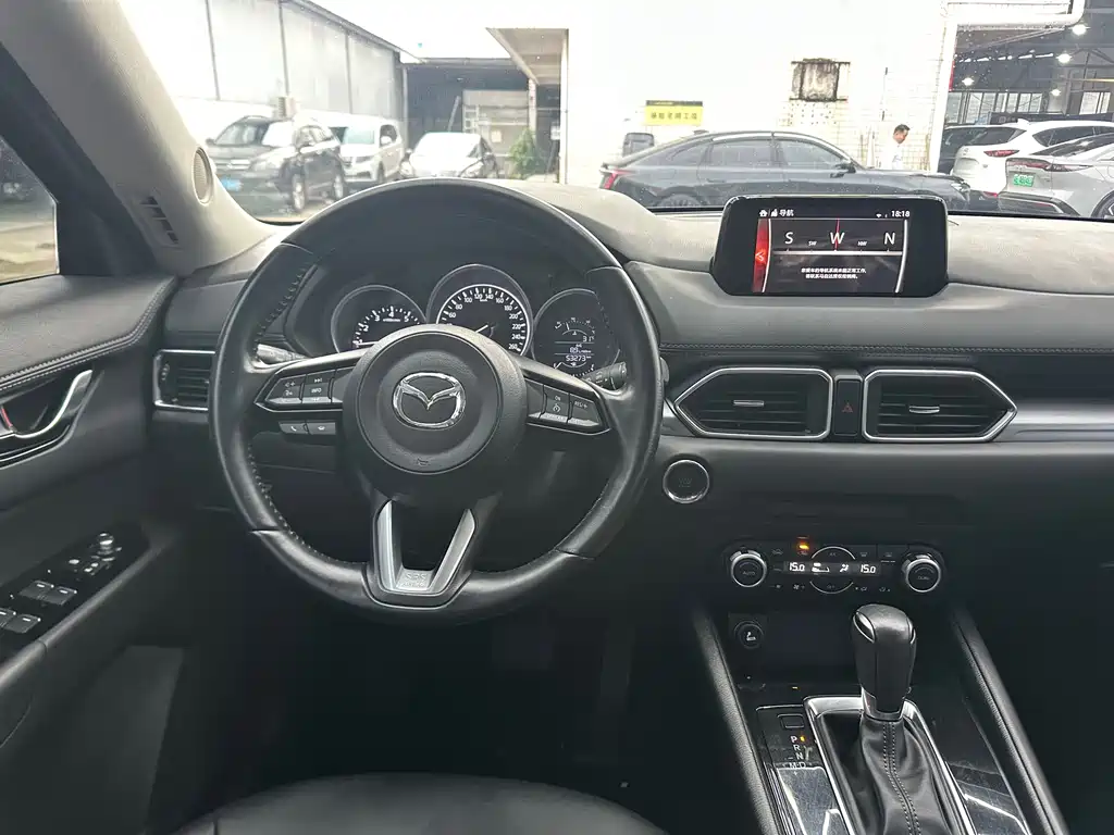 Mazda CX-5 2017 — фото 10