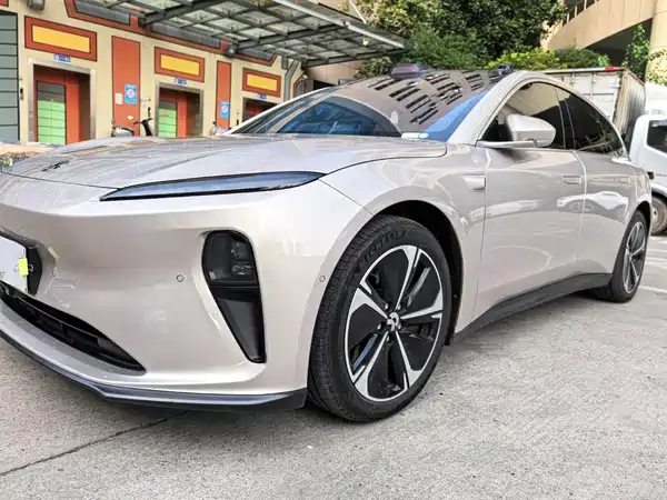 NIO ET5T 2024